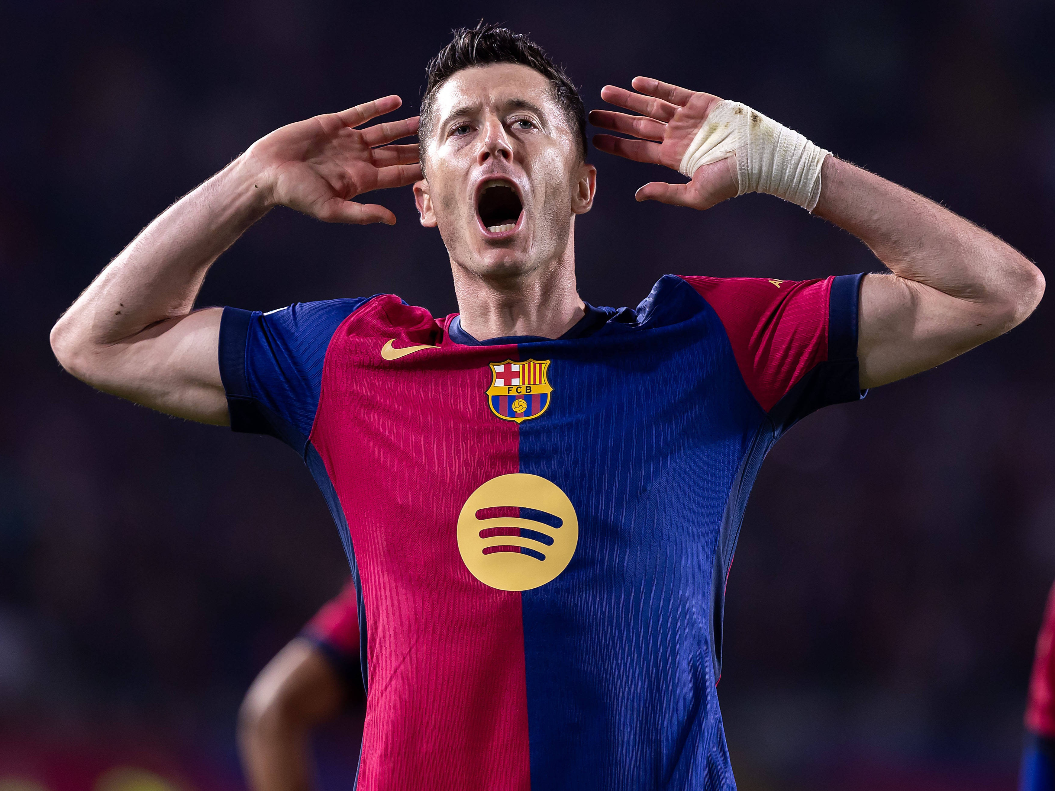 莱万多夫斯基关键节点爆冷AC米兰围绕德甲远射贴柱，这操作让人直呼：今晚门兴格拉德巴赫备战法国杯的简单介绍