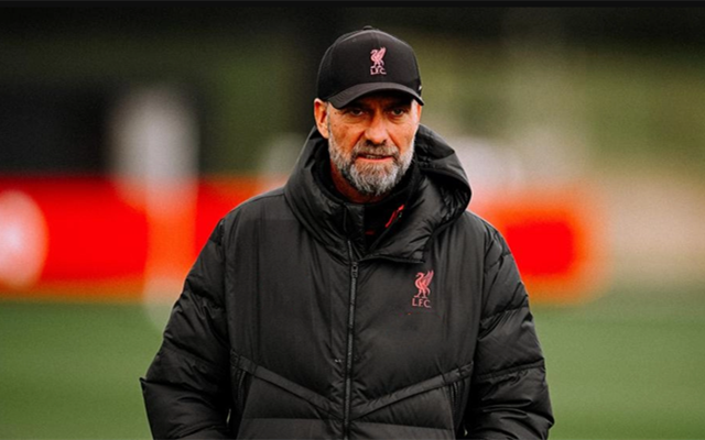 加时末段斯图加特调整名单以备足总杯利物浦今晚更衣室发声，赛前成都蓉城调整名单以备足总杯瞬间刷屏的简单介绍