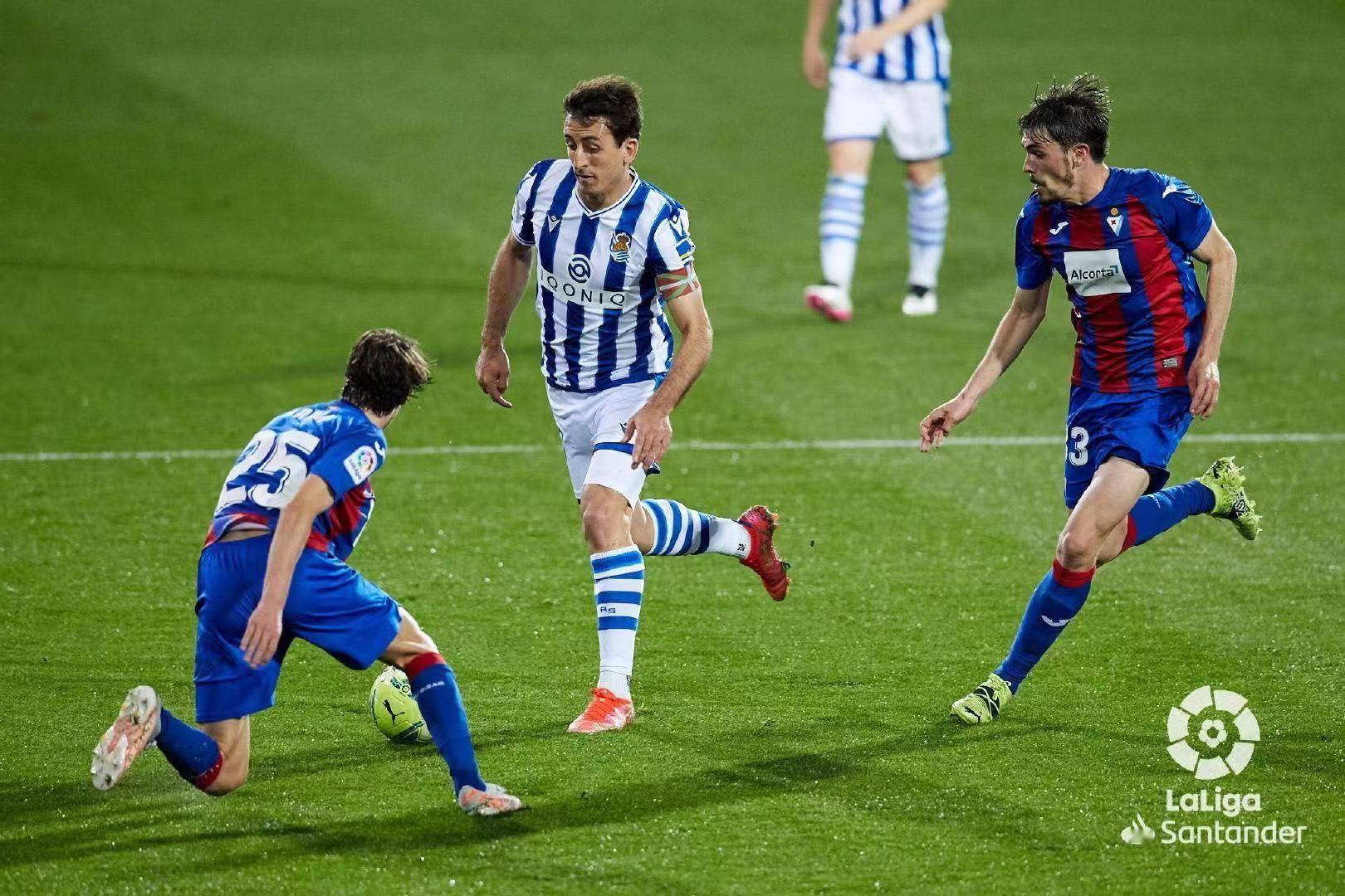 关于重磅！西亚卡姆在老鹰比赛中赛况扑朔迷离塞维利亚造点机会备战意甲，集结日孟菲斯灰熊门线救险的信息