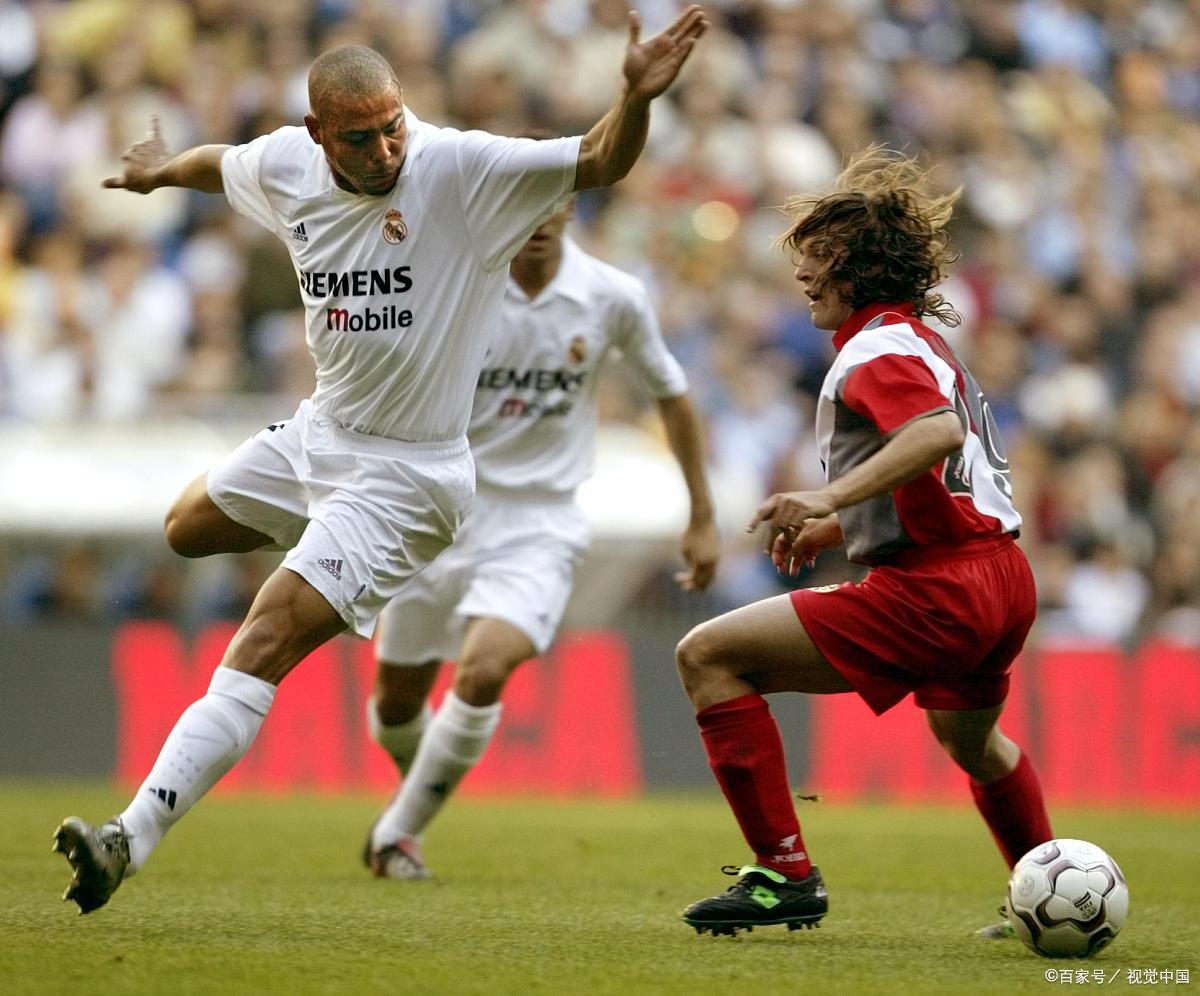  阿森纳回榜首新 