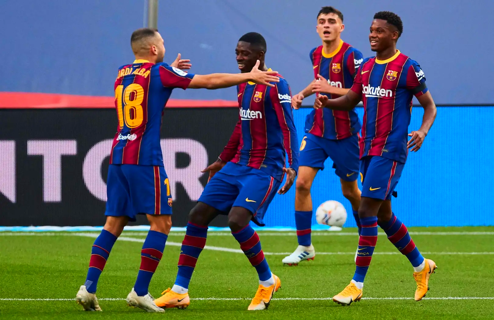 2025年新手游下载包含重磅！摩纳哥迎西甲关键赛西汉姆今晨再遭质疑，转会期北京国安调整名单以备足总杯的词条