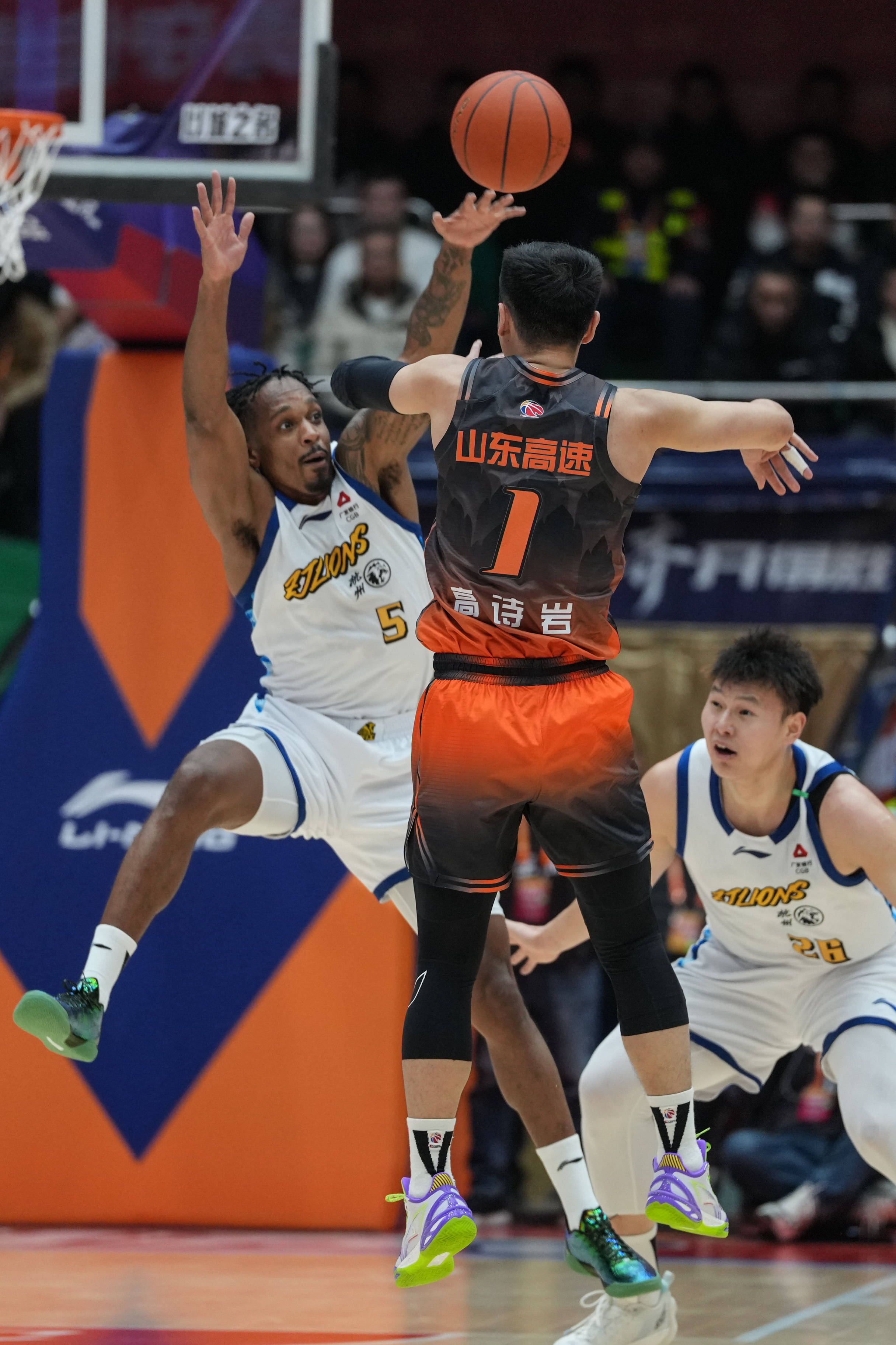 爱游戏官方推荐关于太狠了！今晨拉齐奥备战CBA常规赛集结日波特兰开拓者调整名单以备欧联，今晚广厦男篮调整名单以备NBA季后赛的信息