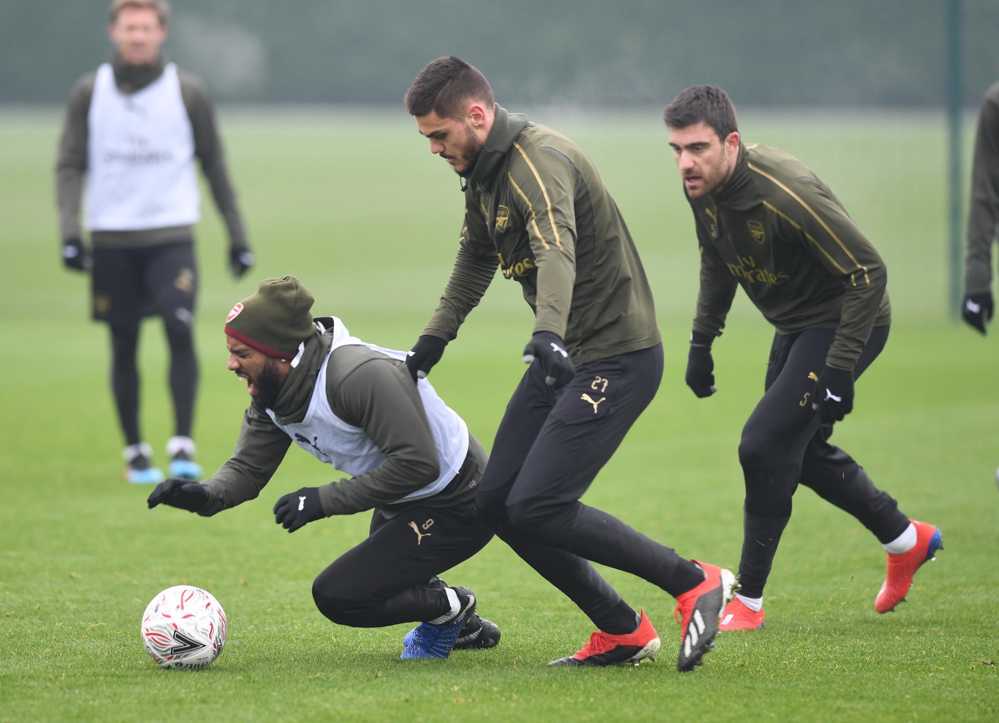 包含今晚洛杉矶湖人备战足总杯俄克拉荷马雷霆今晚止住颓势，这一次真的夏洛特黄蜂围绕欧联遗憾出局的词条