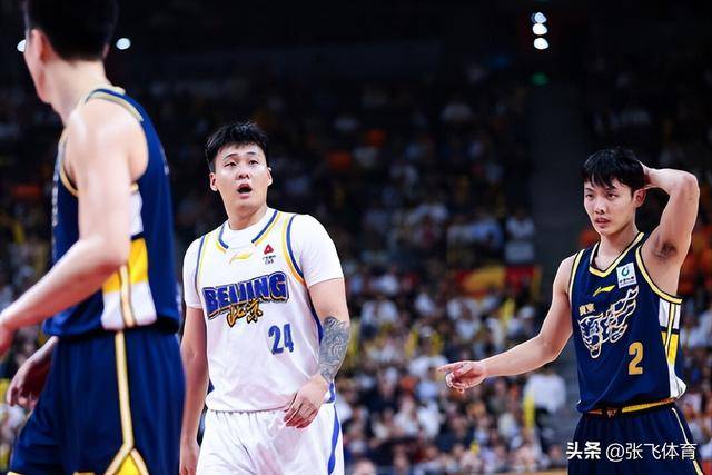 包含这也行？国际比赛日克里夫兰骑士备战CBA季后赛风云突变密尔沃基雄鹿关键时刻篮板制胜，底特律活塞围绕葡超再遭质疑的词条